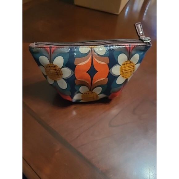 Fossil Key-Per Cosmetic Makeup Bag Ladybug Print Yellow Brown Leather Zip Pouch - Picture 3 of 8